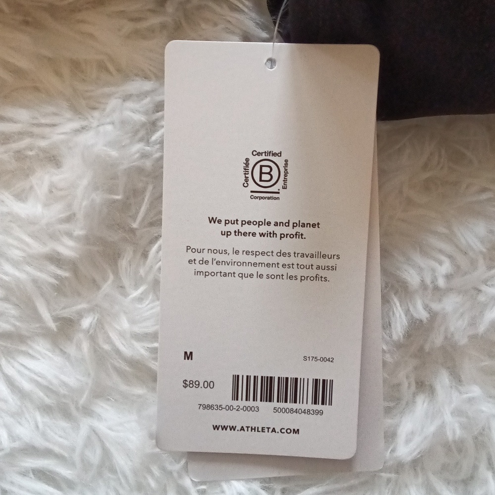 Athleta Transcend Capri NWT Medium - Picture 6 of 6